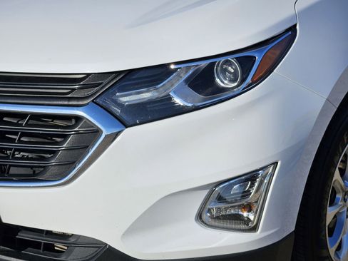 Used 2021 Chevrolet Equinox LS w/ LS Convenience Package image 10