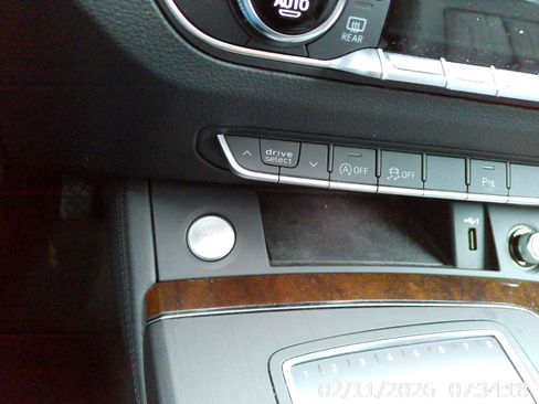 Used 2019 Audi Q5 2.0T Premium Plus image 13