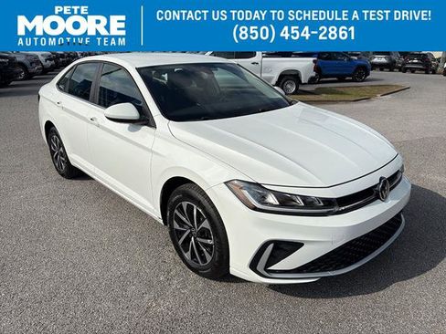 Used 2025 Volkswagen Jetta S FWD image 1