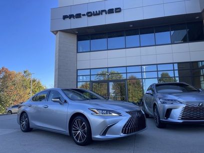 Certified 2023 Lexus ES 350 w/ Premium Package