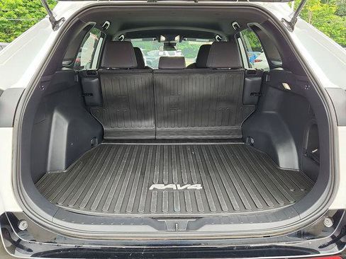 Certified 2023 Toyota RAV4 SE AWD/4WD image 28