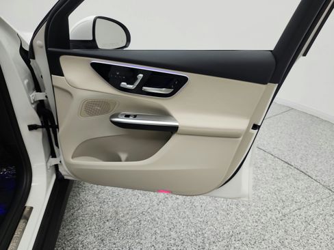 Certified 2026 Mercedes-Benz GLC 300 4MATIC image 21