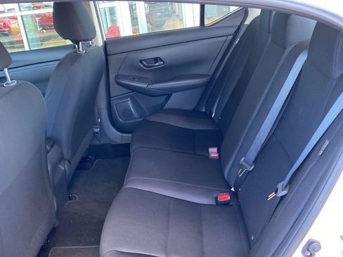 Certified 2025 Nissan Sentra S FWD image 17