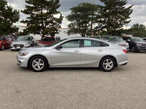 Used 2016 Chevrolet Malibu LS FWD image 5