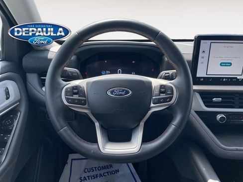 Certified 2025 Ford Explorer Active AWD/4WD image 15