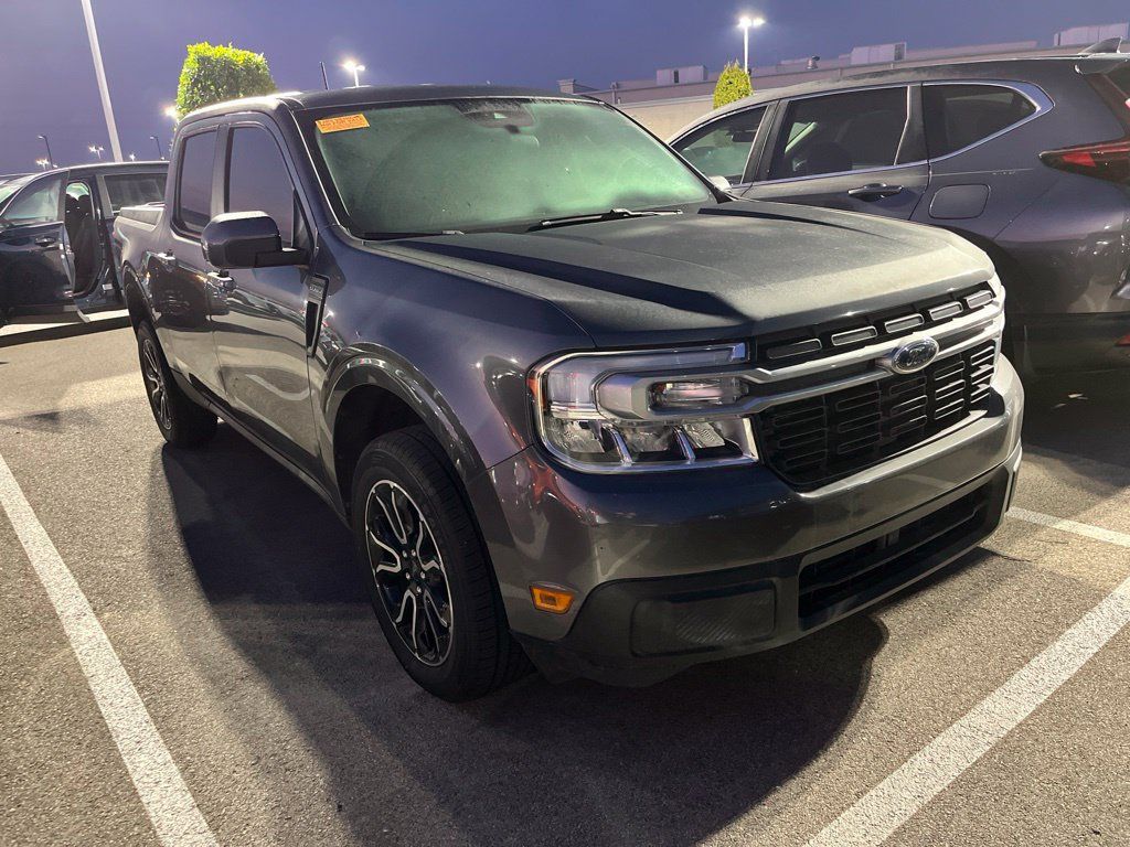 Used 2023 Ford Maverick Lariat FWD image 2