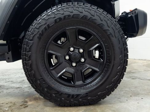 Used 2023 Jeep Gladiator Mojave image 28