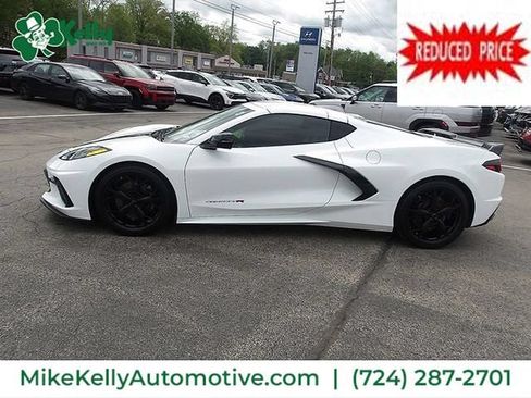 Used 2022 Chevrolet Corvette Stingray Premium Cpe w/ Z51 Performance Package RWD image 4