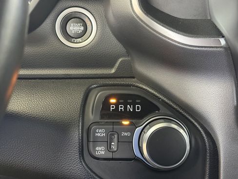 Used 2024 RAM 2500 Big Horn w/ Bed Utility Group image 34