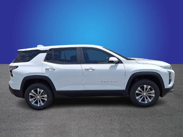 New 2027 Chevrolet Equinox LT FWD image 3