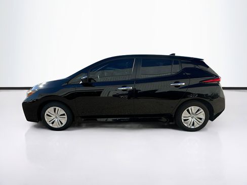 Used 2024 Nissan Leaf S image 4