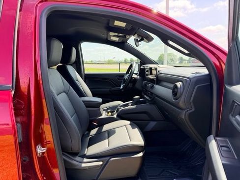 Certified 2025 Chevrolet Colorado Trail Boss AWD/4WD image 11