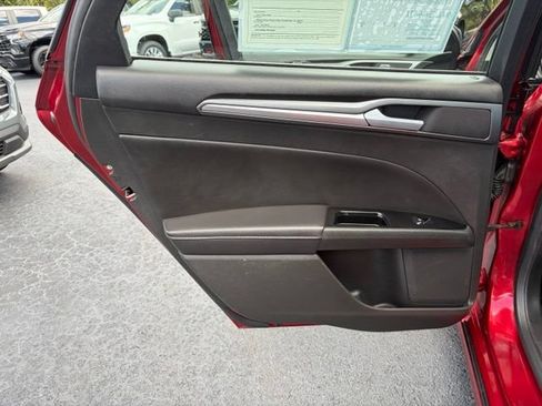 Used 2014 Ford Fusion Titanium FWD image 13