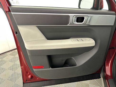Used 2025 Hyundai Santa Fe SEL FWD image 16