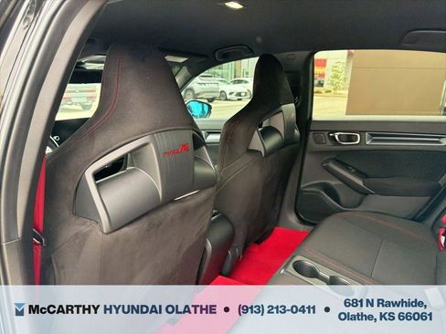 Used 2023 Honda Civic Type R image 12