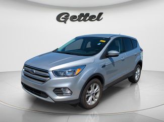 Used 2019 Ford Escape SE video 1