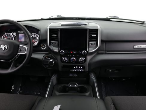 Used 2025 RAM 1500 Big Horn RWD image 34