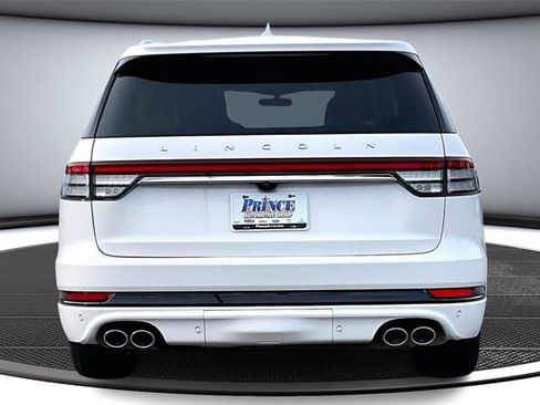 Used 2021 Lincoln Aviator Grand Touring w/ Equipment Group 302A image 5