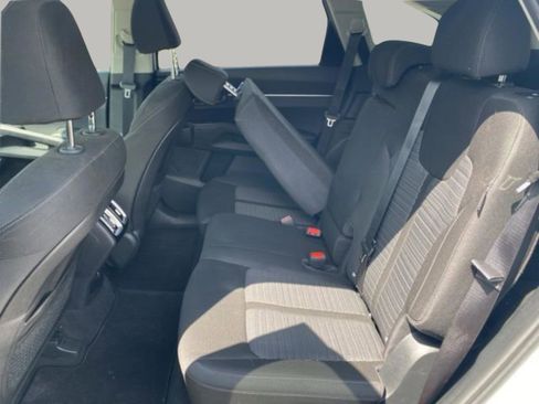 Used 2026 Kia Sorento LX image 24