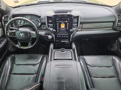 Used 2019 RAM 1500 Limited AWD/4WD image 9