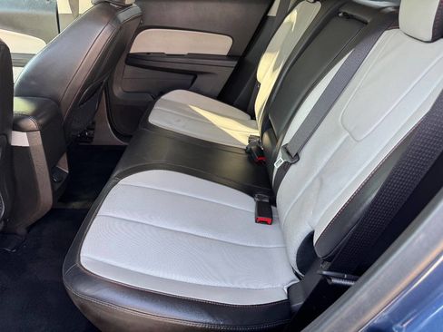 Used 2017 Chevrolet Equinox Premier w/ Enhanced Convenience Package image 7