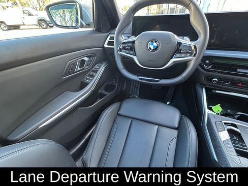 Used 2025 BMW 330i xDrive Sedan AWD/4WD image 9