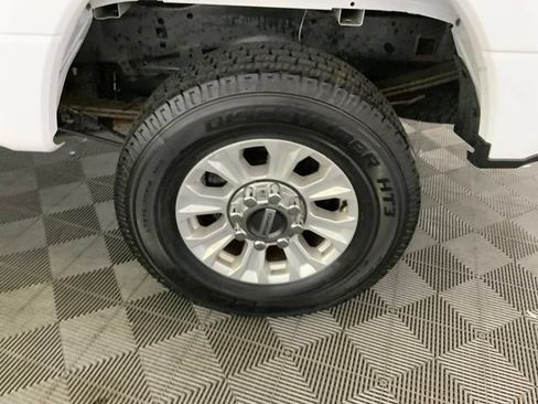 Used 2022 Ford F250 XLT w/ XLT Value Package AWD/4WD image 39
