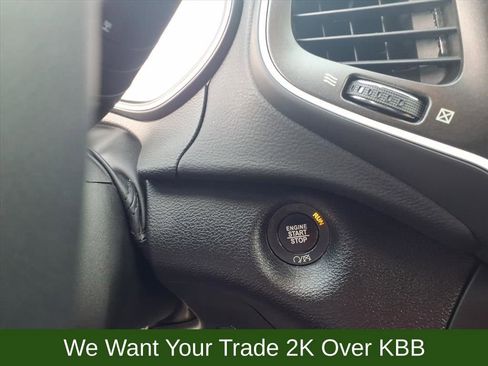 Used 2022 Jeep Cherokee Trailhawk w/ Sun, Sound & Nav Group image 30