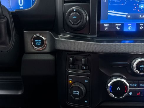 Used 2024 Ford F350 Platinum AWD/4WD image 11