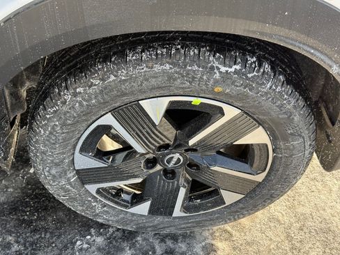 New 2026 Nissan Kicks SV w/ SV Premium Package image 10