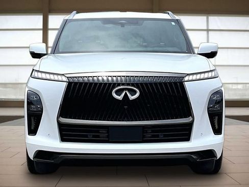 Used 2026 INFINITI QX80 Autograph w/ Premium Cargo Package AWD/4WD image 3