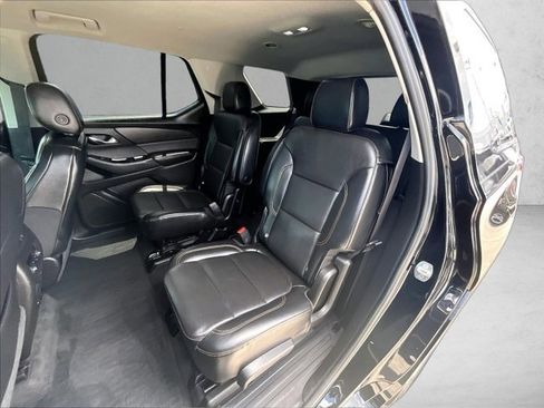 Used 2019 Chevrolet Traverse Premier w/ Driver Confidence II Package FWD image 27