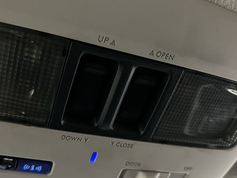 Used 2017 Subaru Crosstrek 2.0i Limited image 26