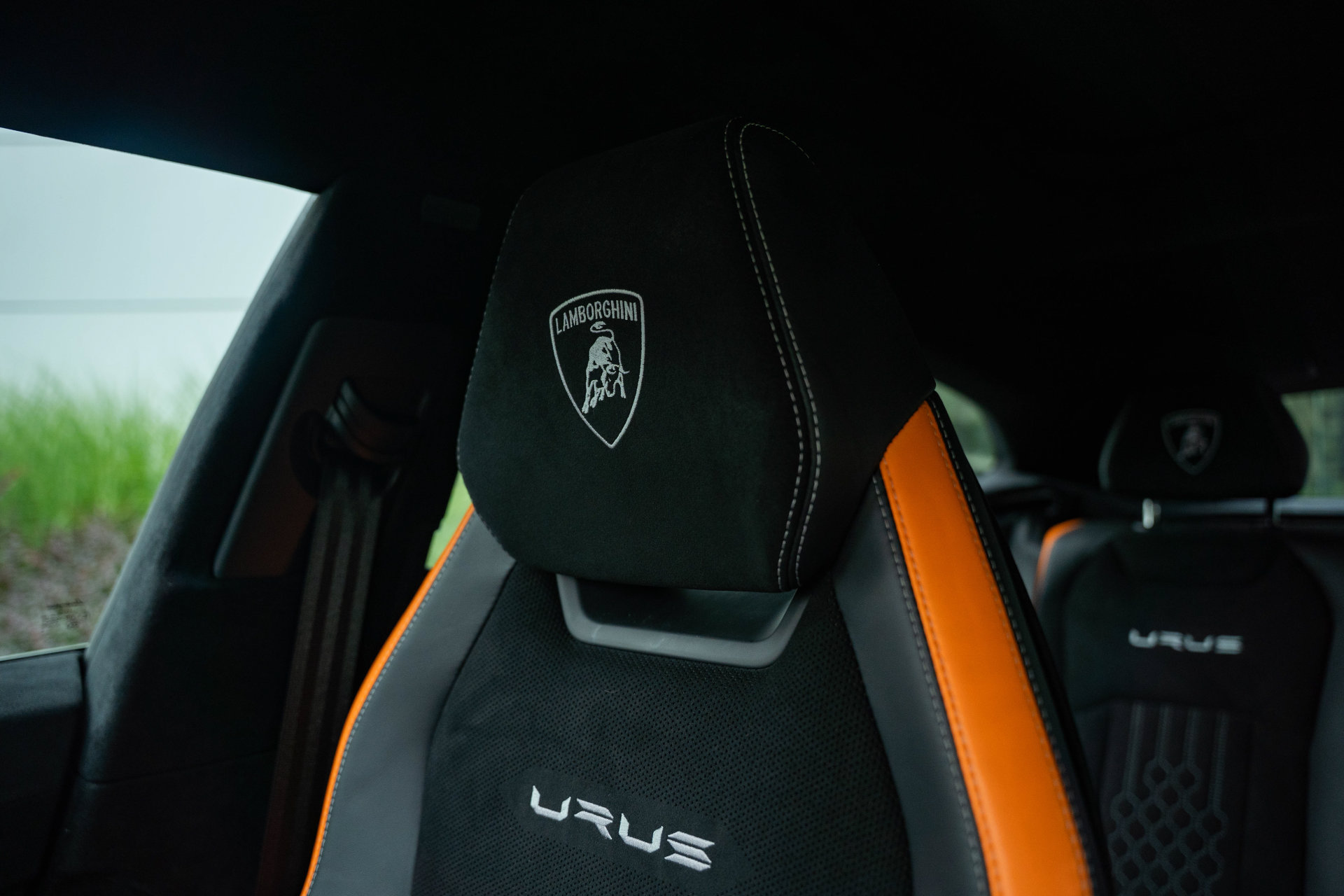 Used 2024 Lamborghini Urus Performante AWD/4WD image 29
