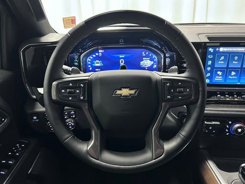 Used 2026 Chevrolet Silverado 1500 High Country AWD/4WD image 8