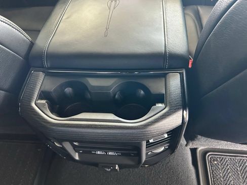 Used 2023 RAM 2500 Limited AWD/4WD image 28