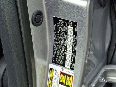 Used 2025 Toyota Camry LE FWD image 28