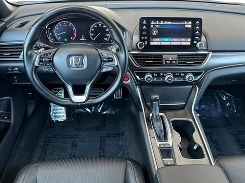 Used 2019 Honda Accord Sport image 11