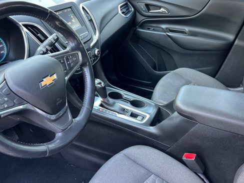 Used 2018 Chevrolet Equinox LT FWD image 11