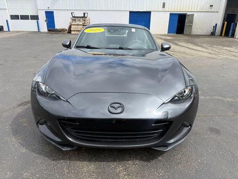 Used 2019 MAZDA MX-5 Miata RF Grand Touring RWD image 8