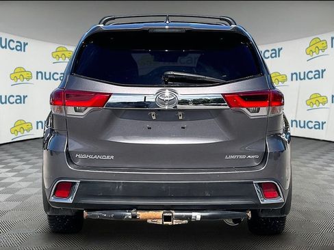 Used 2019 Toyota Highlander Limited Platinum AWD/4WD image 5