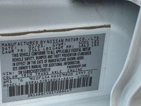 Used 2025 Nissan Sentra SV FWD image 23