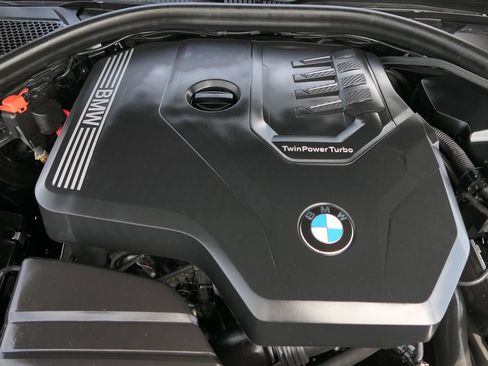 Used 2024 BMW 330i xDrive Sedan AWD/4WD image 30