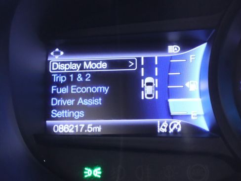 Used 2020 Ford Edge Titanium w/ Equipment Group 301A AWD/4WD image 16