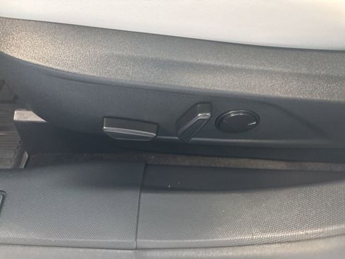 Used 2024 Ford Mustang Mach-E Premium image 18