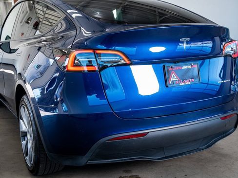 Used 2023 Tesla Model Y Long Range image 22