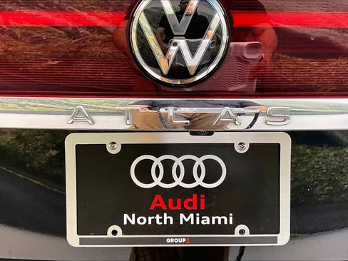 Used 2024 Volkswagen Atlas Cross Sport SEL R-Line AWD/4WD image 33