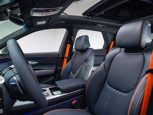 New 2026 Genesis GV70 2.5T Sport Prestige AWD/4WD image 19