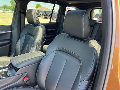 New 2026 Jeep Grand Cherokee Limited AWD/4WD image 28