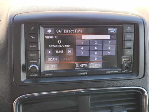 Used 2020 Dodge Grand Caravan GT FWD image 18
